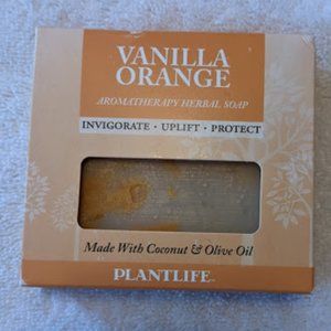 NWT Plantlife Vanilla Orange Herbal Bar Soap